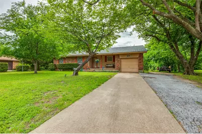 831 Hill City Drive, Duncanville, TX 75116 - Photo 1