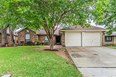 6602 Darcy Lane, Arlington, TX 76001 - Photo 1