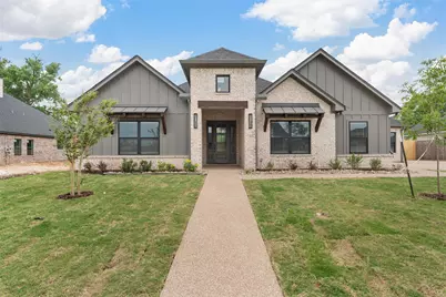 10221 Creekside Lane, Waco, TX 76712 - Photo 1