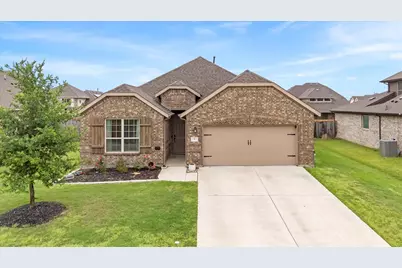 9 Pheasant Run, Sanger, TX 76266 - Photo 1
