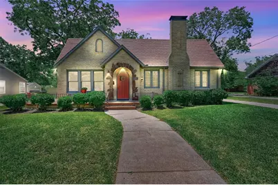 1112 N Woods Street, Sherman, TX 75092 - Photo 1