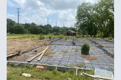 1737 Pioneer Road, Mesquite, TX 75149 - Photo 1