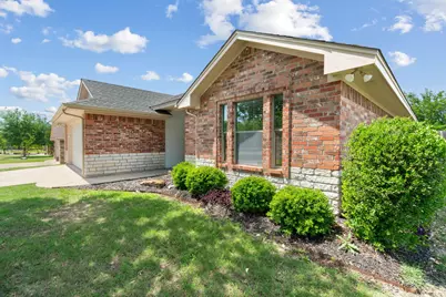 502 Sweetwater Drive, Weatherford, TX 76085 - Photo 1