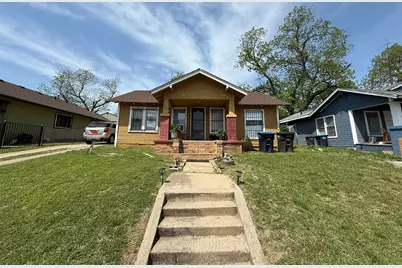 2319 Ross Avenue, Fort Worth, TX 76164 - Photo 1