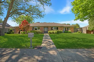 7032 Roundrock Road, Dallas, TX 75248 - Photo 1