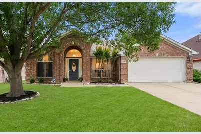 1132 Deer Valley Lane, Arlington, TX 76001 - Photo 1