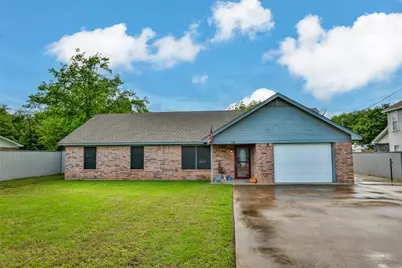 318 Church Street, Collinsville, TX 76233 - Photo 1