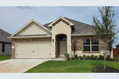 160 Trinity Street, Grandview, TX 76050 - Photo 1