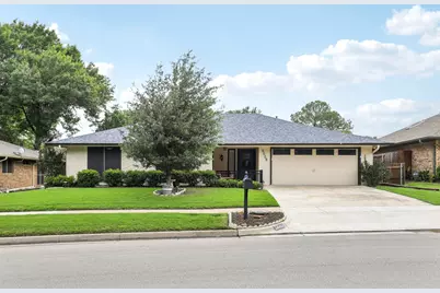 5008 Caliente Drive, Arlington, TX 76017 - Photo 1