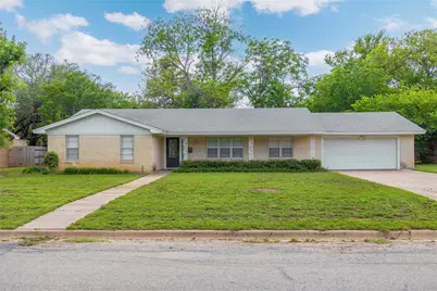 2301 11th Street, Brownwood, TX 76801 - Photo 1