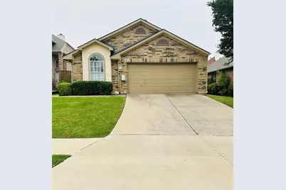 920 Plantation Drive, Lewisville, TX 75067 - Photo 1
