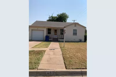 1504 McCaulley Street, Sweetwater, TX 79556 - Photo 1