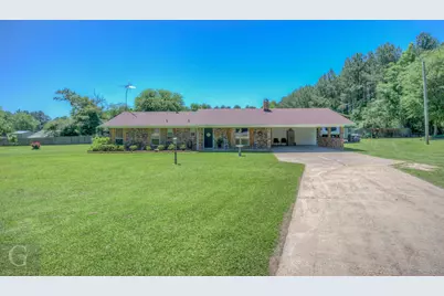 451 Burney Street, Coushatta, LA 71019 - Photo 1