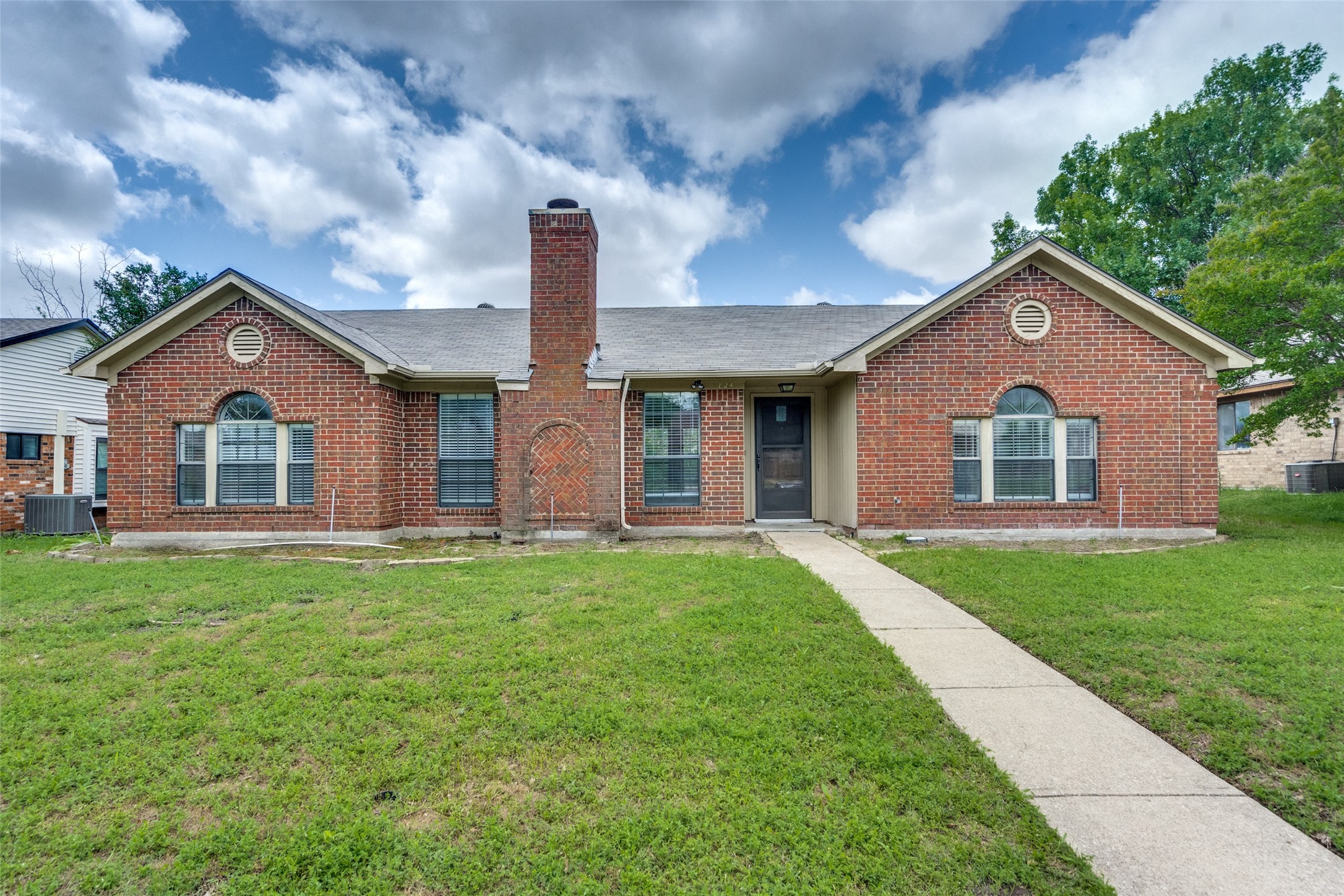 Simon Coldwell 824 Simon Dr, Plano, TX 75025 - MLS 20930511 - Coldwell Banker