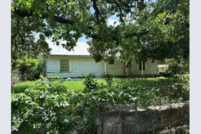 1306 N Austin Street, Comanche, TX 76442 - Photo 1