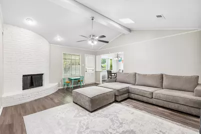 1706 Kingsborough Drive, Arlington, TX 76015 - Photo 1