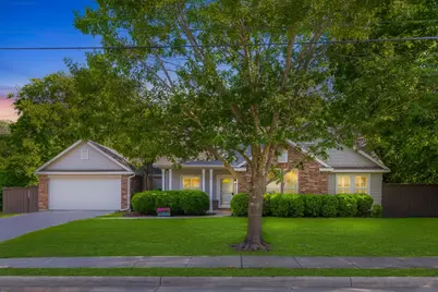 403 Josephine Street W, McKinney, TX 75069 - Photo 1