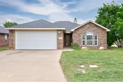 390 Sugarberry Avenue, Abilene, TX 79602 - Photo 1