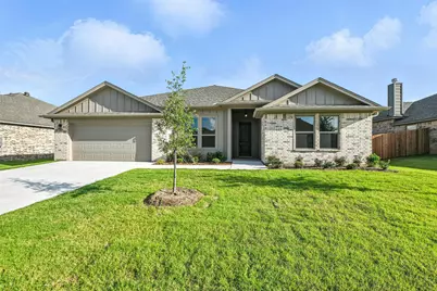 645 Mooney Drive, Saginaw, TX 76179 - Photo 1