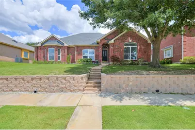 2772 Summertree Drive, Carrollton, TX 75006 - Photo 1