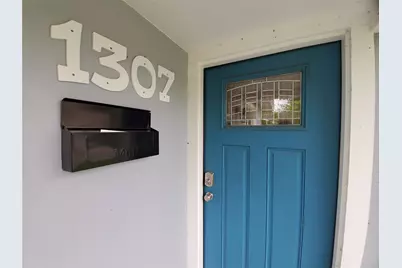 1307 Broadway Street, Denton, TX 76201 - Photo 1