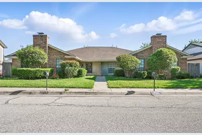 2318 Garden Park Court, Arlington, TX 76013 - Photo 1