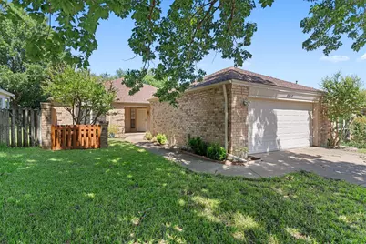 3410 Country Club Place, Grand Prairie, TX 75052 - Photo 1