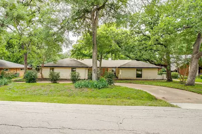 2317 Vega Street, Grand Prairie, TX 75050 - Photo 1