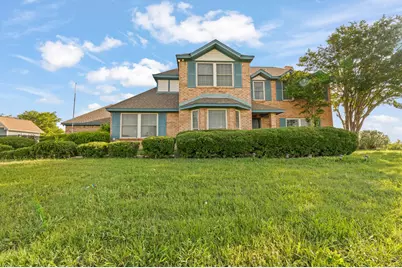 122 Clearview Lane, Fort Worth, TX 76126 - Photo 1