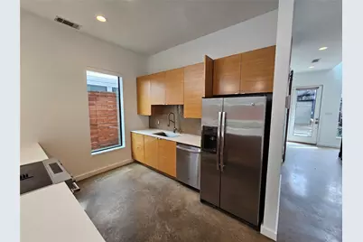 4215 Roseland Avenue, Dallas, TX 75204 - Photo 1