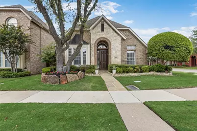 207 Heatherwood Drive, Irving, TX 75063 - Photo 1