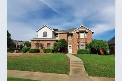 1040 Woodbriar Drive, Grapevine, TX 76051 - Photo 1