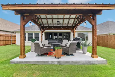 920 Rodgers Avenue, Godley, TX 76044 - Photo 1