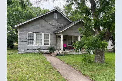 801 E Limestone Avenue, Mart, TX 76664 - Photo 1