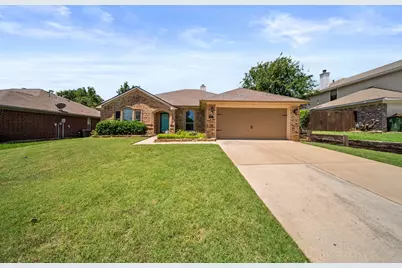 741 Oak Dale Avenue, Lake Dallas, TX 75065 - Photo 1