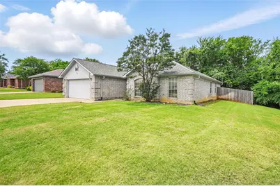 4710 Cadillac Boulevard, Arlington, TX 76016 - Photo 1