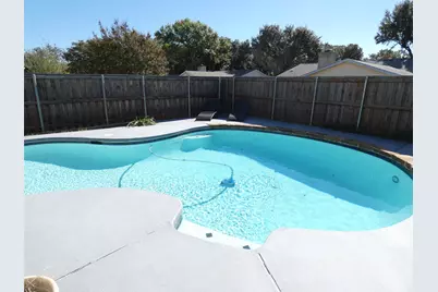 1922 Rambling Ridge Lane, Carrollton, TX 75007 - Photo 1