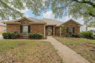 209 Keswick Drive, Hewitt, TX 76643 - Photo 1