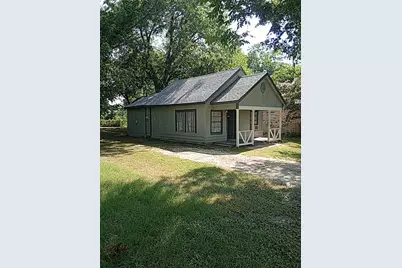 105 SW Front Street, Edgewood, TX 75117 - Photo 1