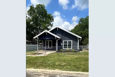 403 NE 7th Avenue, Mineral Wells, TX 76067 - Photo 1