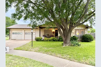 1001 Whippoorwill Court, Arlington, TX 76014 - Photo 1