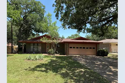 2905 SE 6th Street, Mineral Wells, TX 76067 - Photo 1