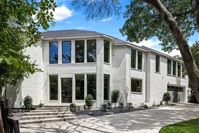 704 Kessler Lake Drive, Dallas, TX 75208 - Photo 1