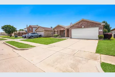 7916 Hidden Brook Drive, Fort Worth, TX 76120 - Photo 1