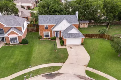 238 Browning Lane, Grand Prairie, TX 75052 - Photo 1