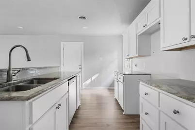 801 Guthrie Drive, Waco, TX 76710 - Photo 1