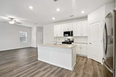 209 Greenbriar Drive, Princeton, TX 75071 - Photo 1