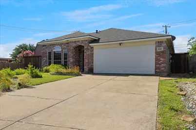 10821 Deauville Circle S, Fort Worth, TX 76108 - Photo 1