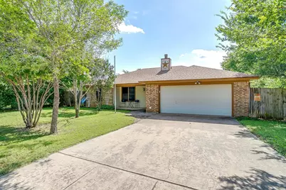 445 Black Oak Lane, Burleson, TX 76028 - Photo 1