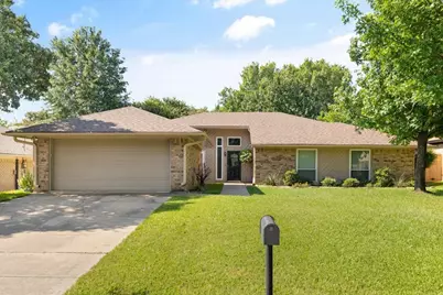5102 Overridge Drive, Arlington, TX 76017 - Photo 1